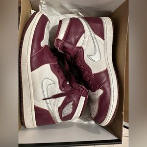 Air Jordan retro 1 Bordeaux